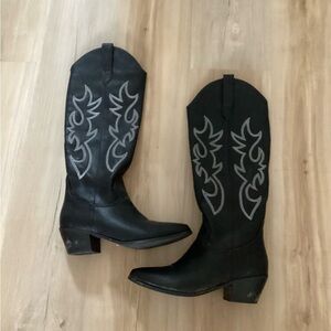 Black Western Cowboy Boots with Silver Embroidery